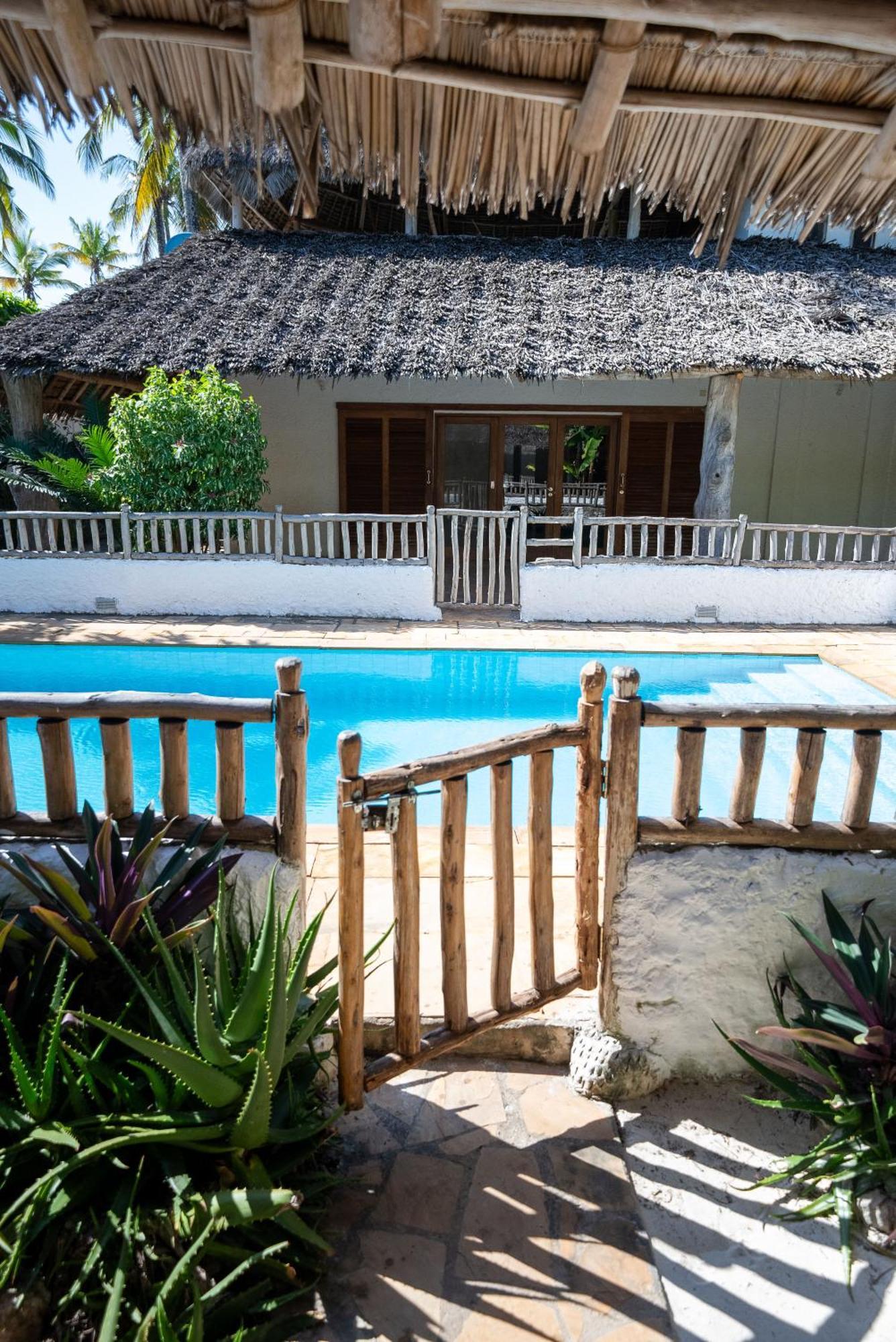 Villa Jiwe With Pool Zanzibarhouses Kiwengwa  Exterior photo