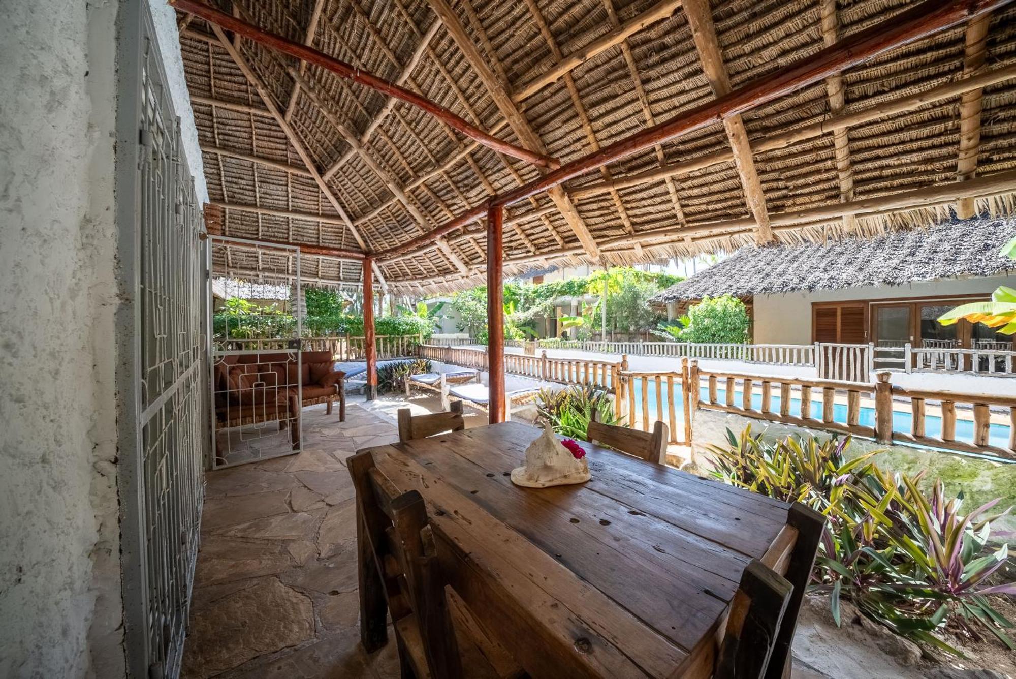 Villa Jiwe With Pool Zanzibarhouses Kiwengwa  Exterior photo